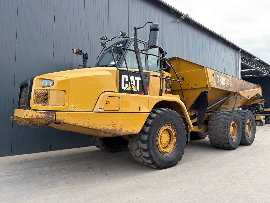 Tombereau articulé Caterpillar 730C2 — occasion 2016, 10 495 h