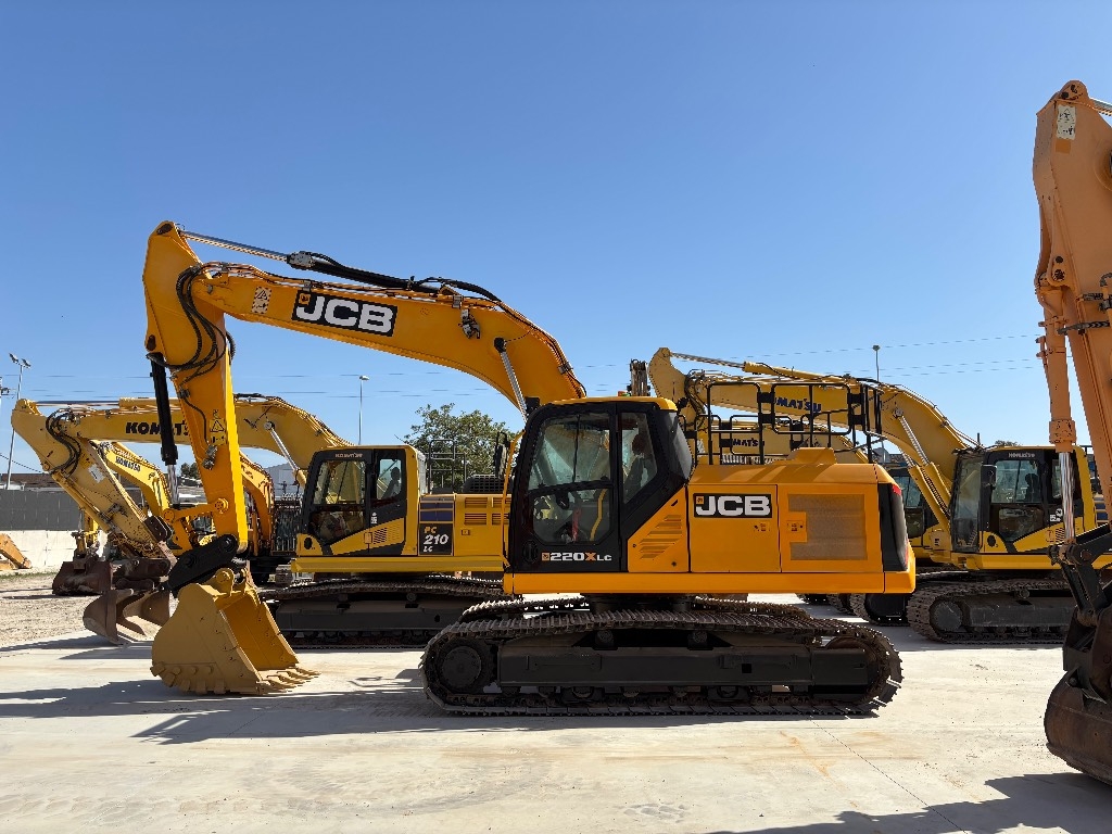 Pelle sur chenilles JCB 220 XL 4F — occasion 2020, 5 300 h