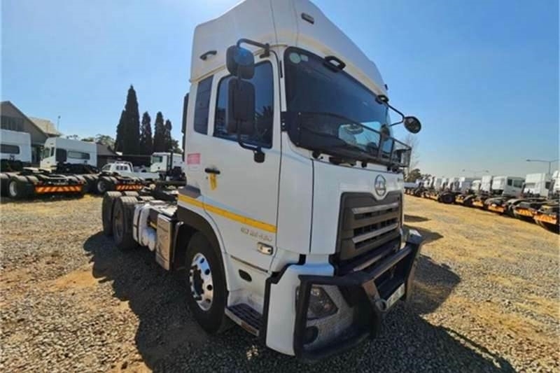 UD TRUCKS QUON