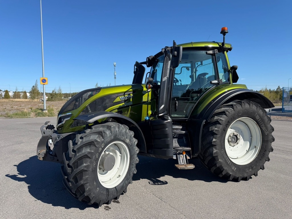 Tracteur agricole Valtra T 155 Active — occasion 2021, 3 789 h