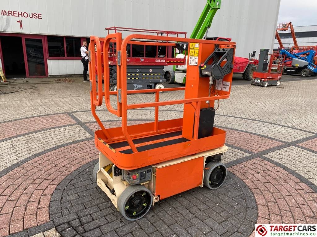 Nacelle à mât vertical JLG 1230ES Vertical Mast Work 566cm — occasion 2017, 243 h