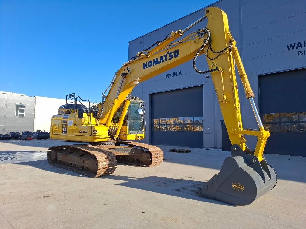 Komatsu PC210LC-11