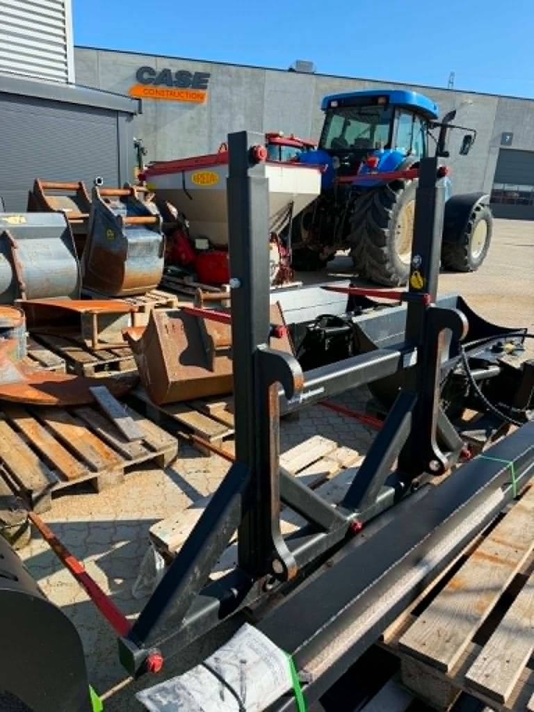Volvo MO Implements Storballegrab 2m fast bund (Volvo BM) — occasion 2025