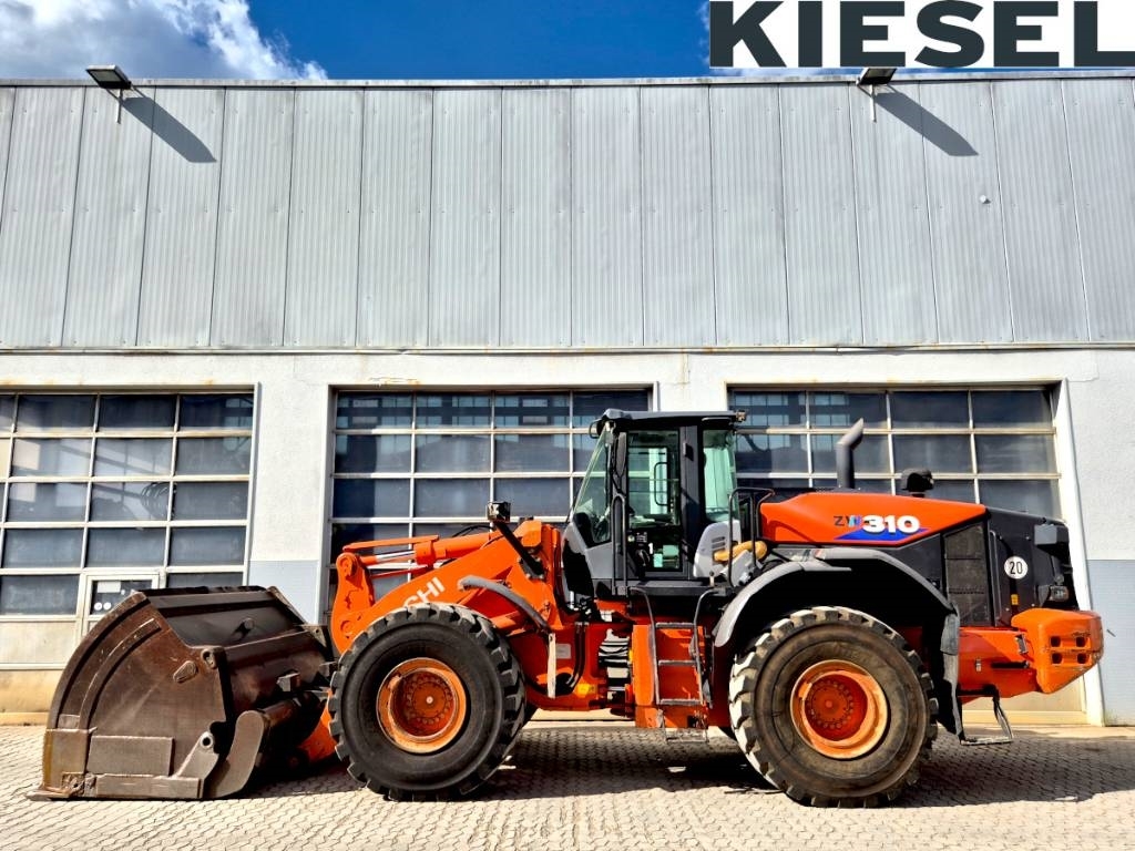 Hitachi ZW 310-6