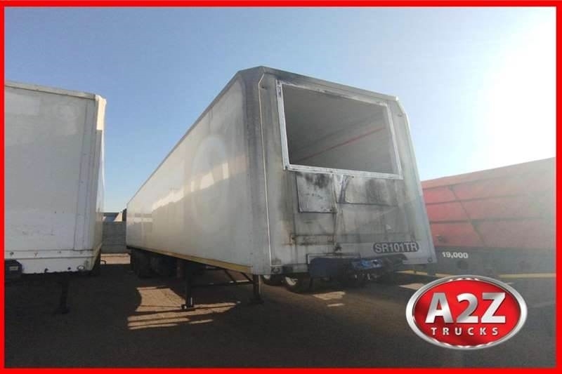 Serco 2011 Serco Tri-axle Box Body Tail Lift (2 of