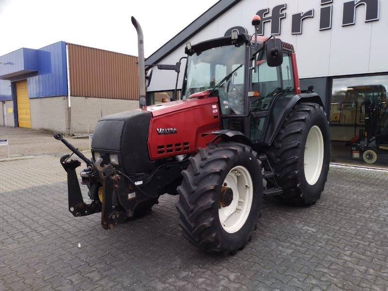 Valtra 6850