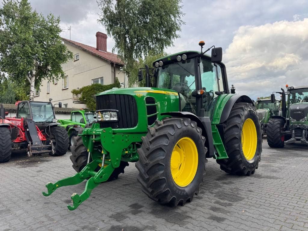 John Deere 6830 PREMIUM PowrQuad