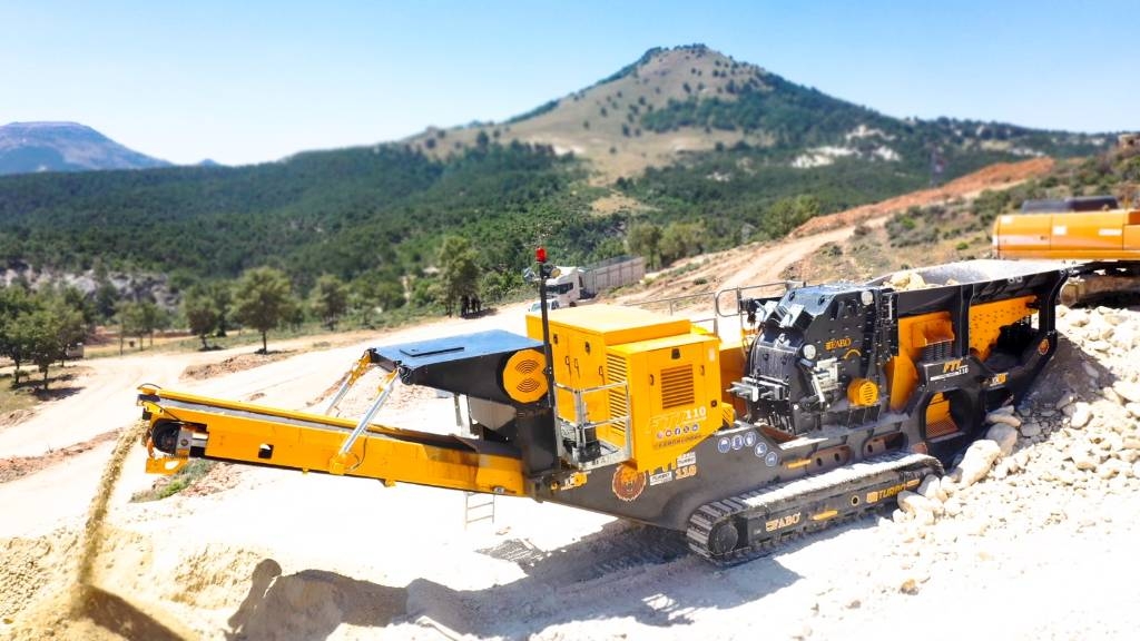 Fabo FTI-110 Concasseur à percussion sur chenilles