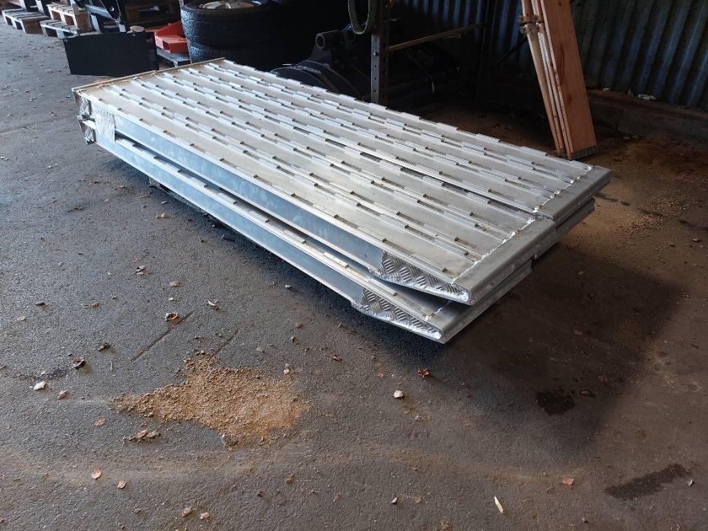 Aluminiumramper Fabriksnya Omgående leverans