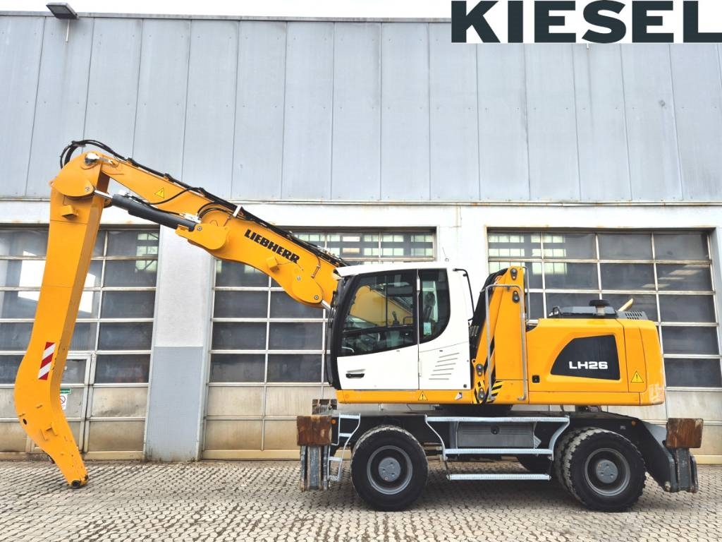 Pelle de manutention Liebherr LH 26 — occasion 2020, 4 890 h