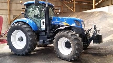 New Holland T 7030 PC