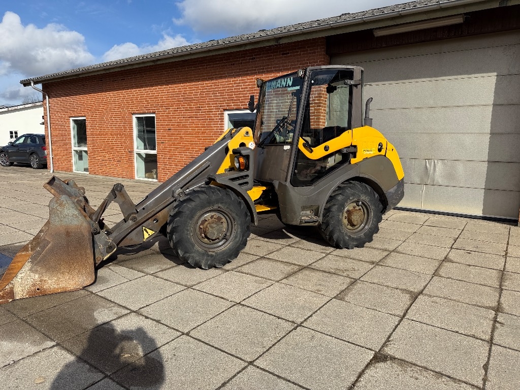 Ahlmann AX 70