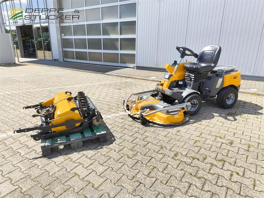 Stiga Park Pro 740 IQX mit Mulcher/Vertikutierer