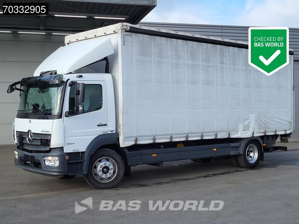 Mercedes-Benz Atego 1524 4X2 15tonner curtainsides 1500kg Ladebo