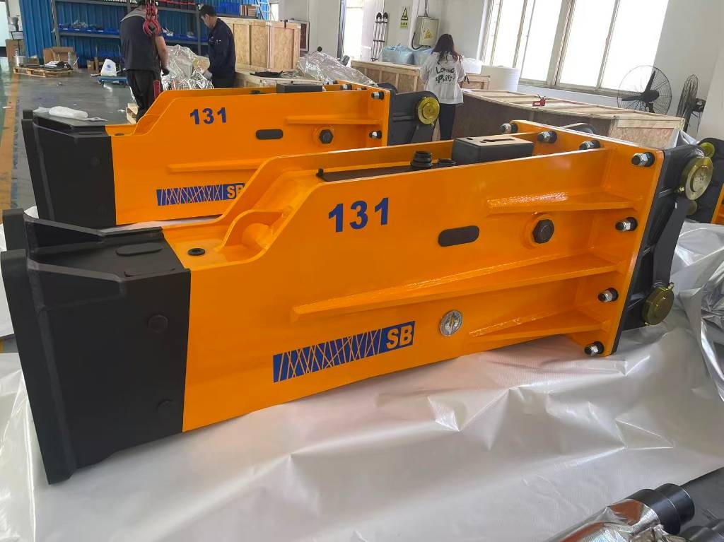 Soosan SB131破碎锤适用于30-45吨挖掘机