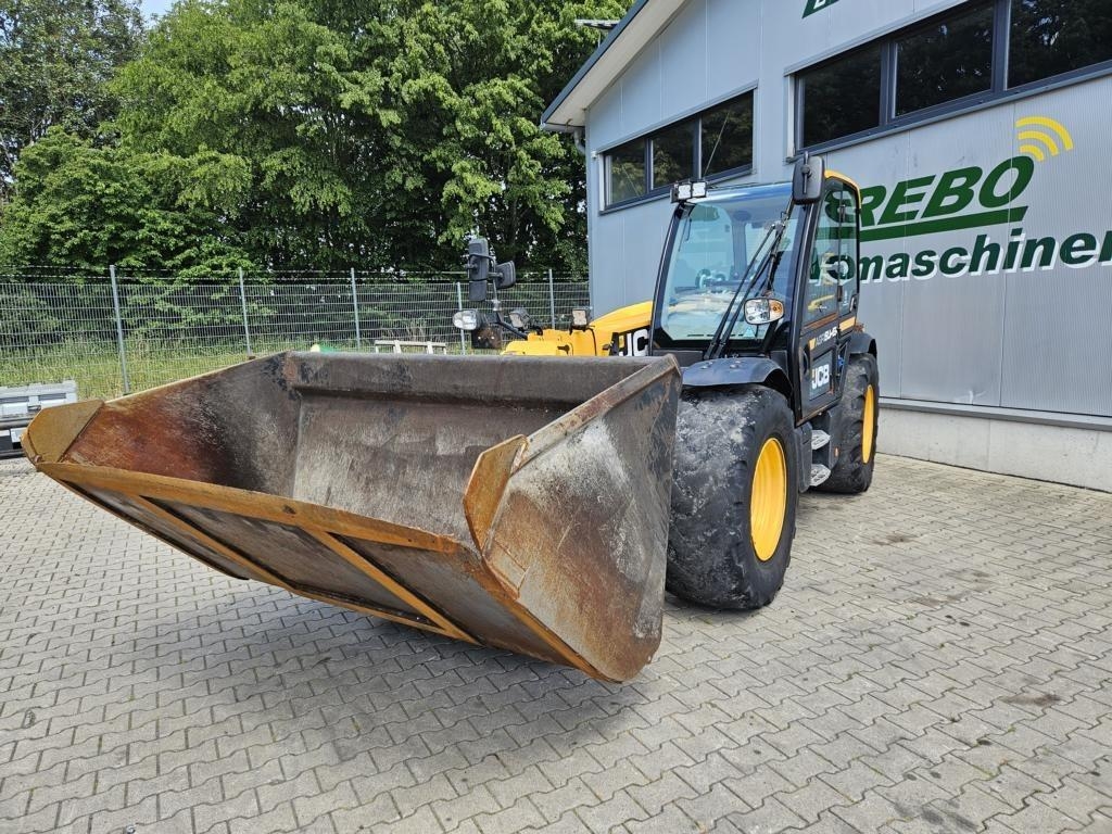 Chariot télescopique JCB 542-70 Agri Super — occasion 2021, 5 335 h