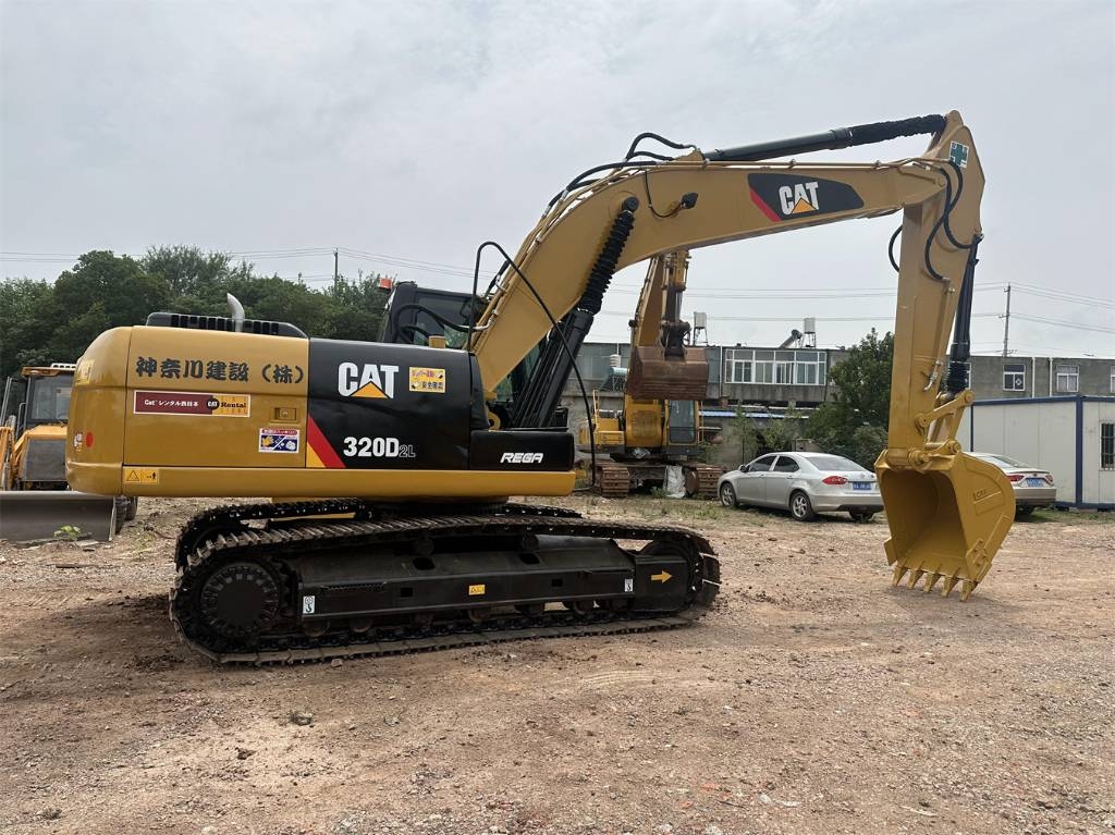 Pelle sur chenilles Caterpillar 320D CAT320DL CAT320D2L — occasion 2023, 772 h