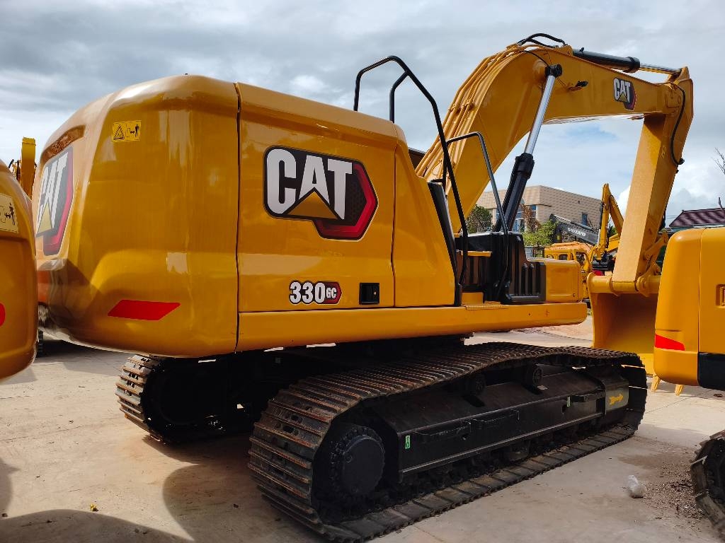 CAT 330GC