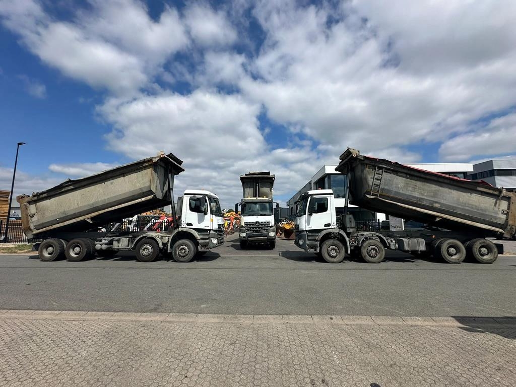 Mercedes-Benz Arocs 4145 8x4 kipper 3x Available