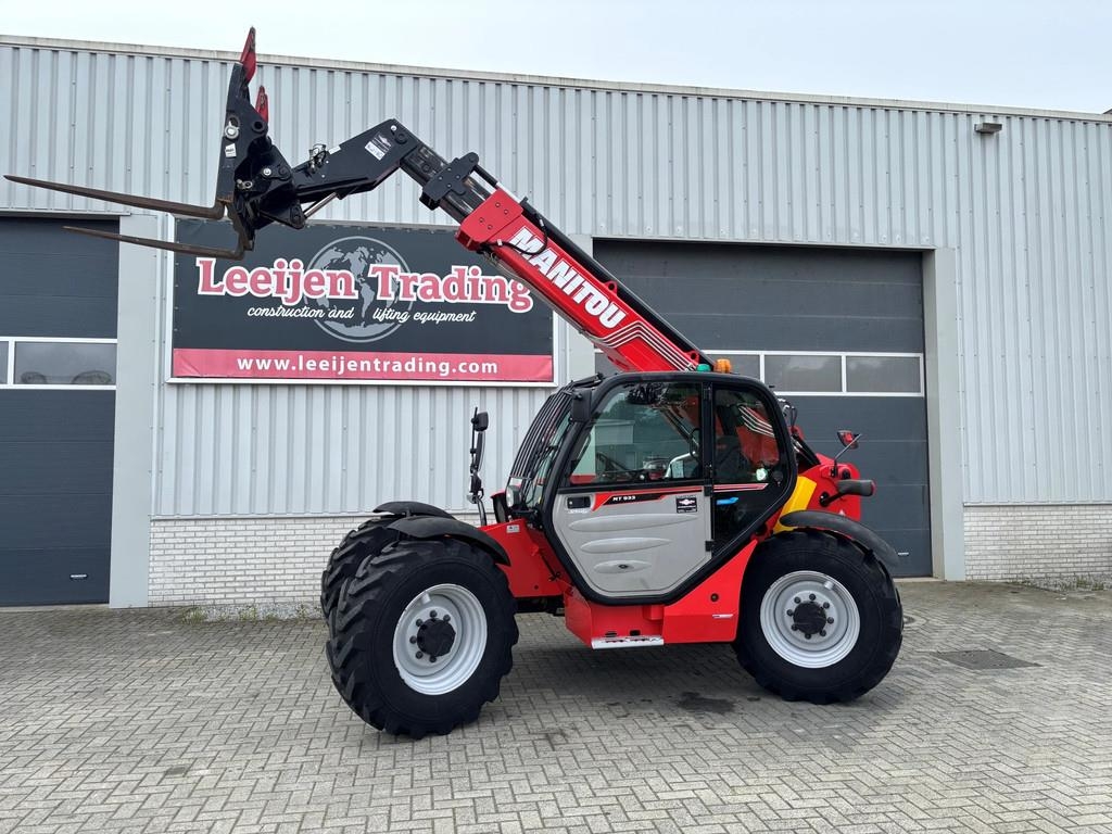 Manitou MT933 telehandler, 927 Hours!! 2021 year RESERVED/