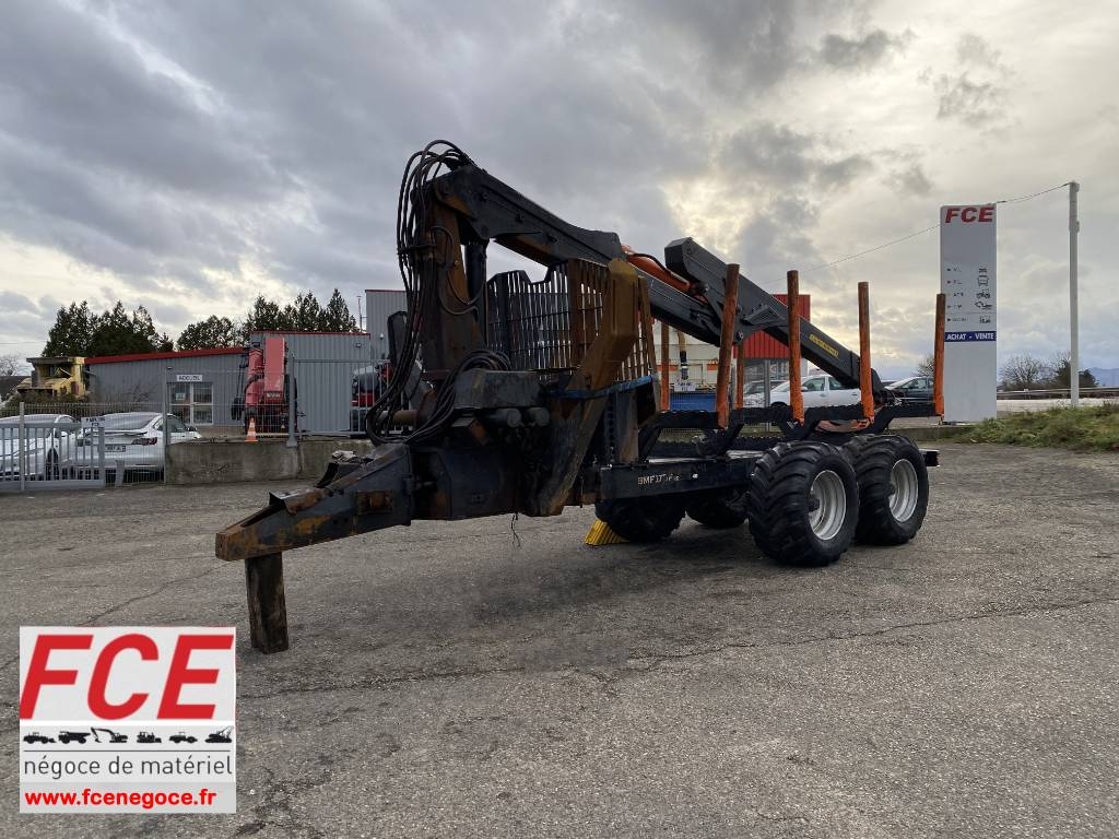 BMF Remorque Forestiere 17T2/PRO 1er Main endommagée