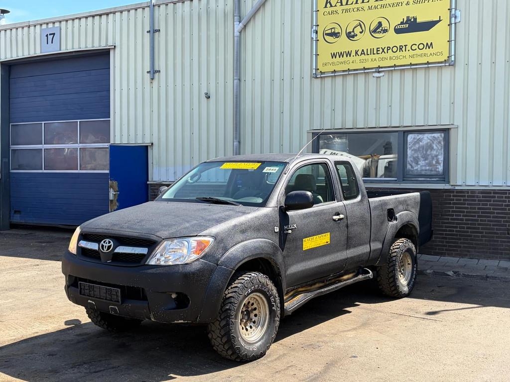 Toyota Hilux Pick-Up Truck - 4x4 - Manual Gearbox - Diese