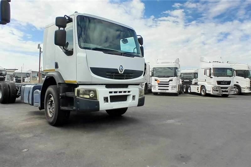 Renault premium lander 380 low roof