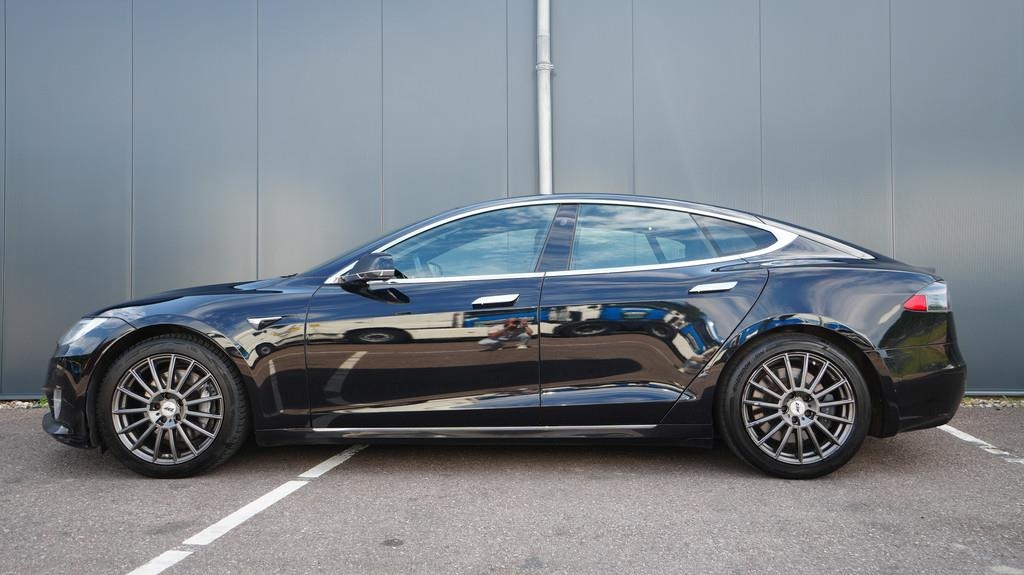 Tesla Model S 100D