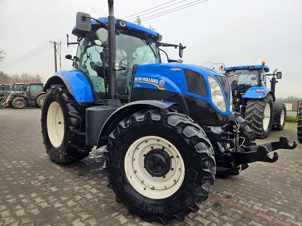 New Holland T 7.185