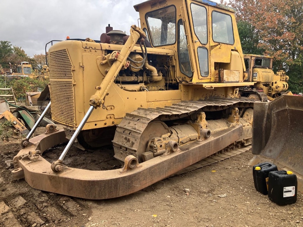 Bulldozer Caterpillar D 8 K — occasion 1977