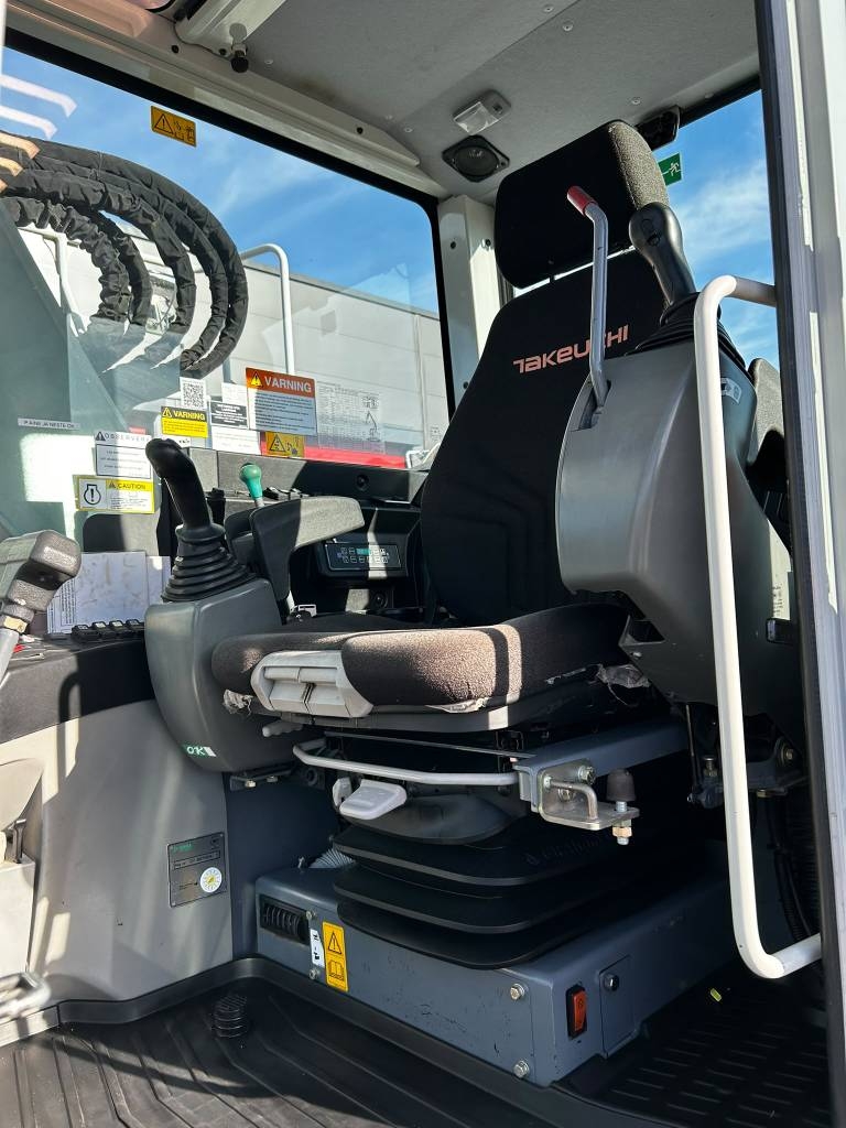 Takeuchi TB 2150 R / Rotatorius, replės, tepalas, šildytuvas kuva 18
