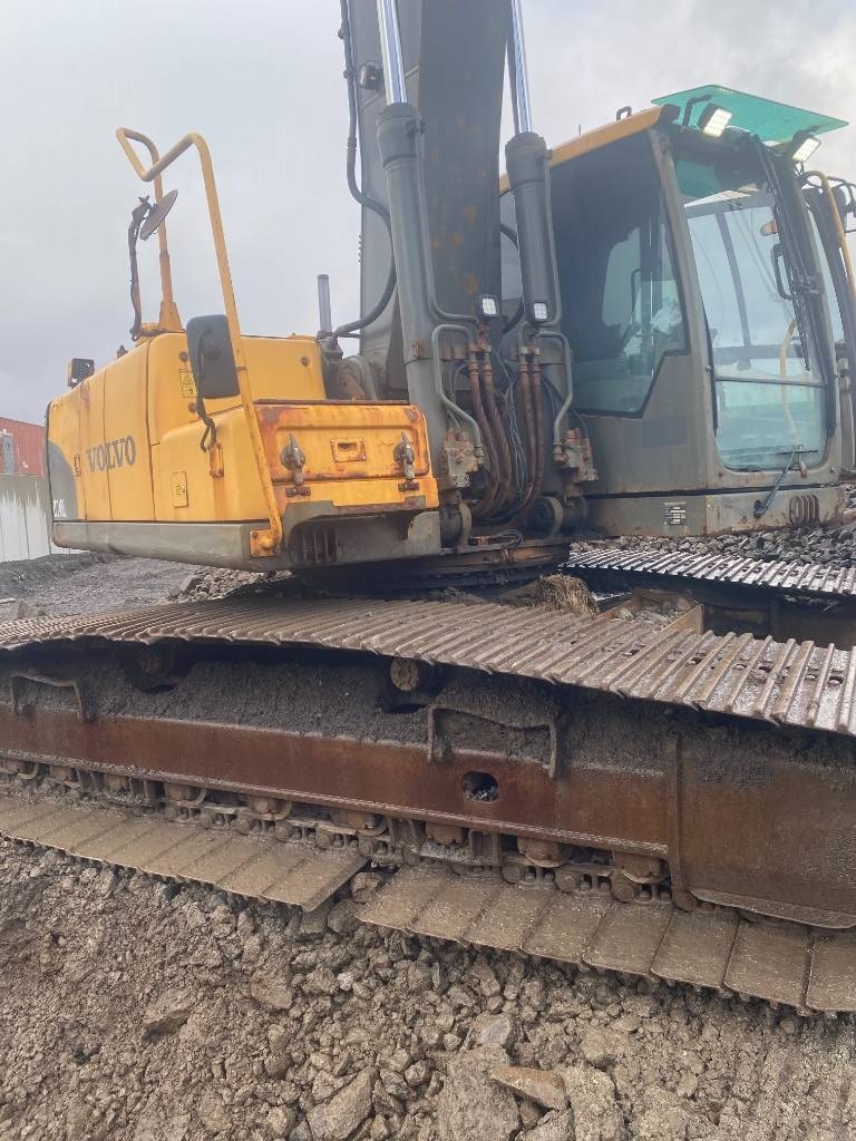 Volvo EC 240 L