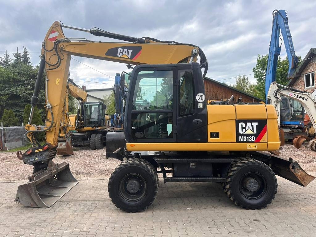 CAT M 313 D