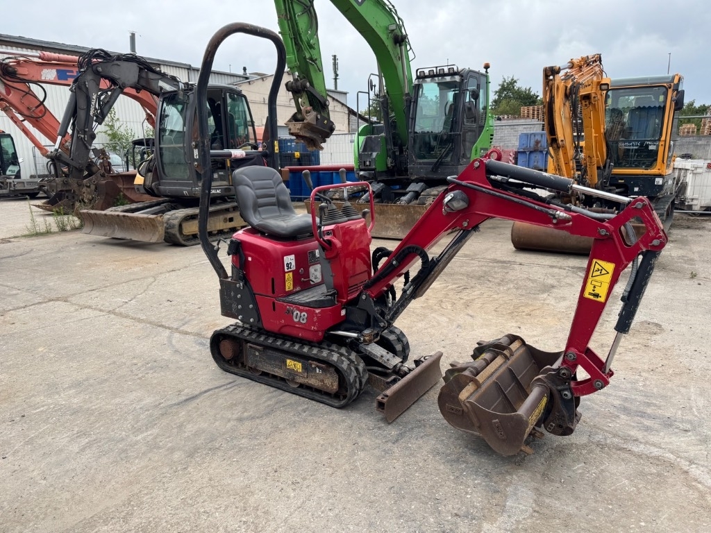 Yanmar SV08 (1F101)