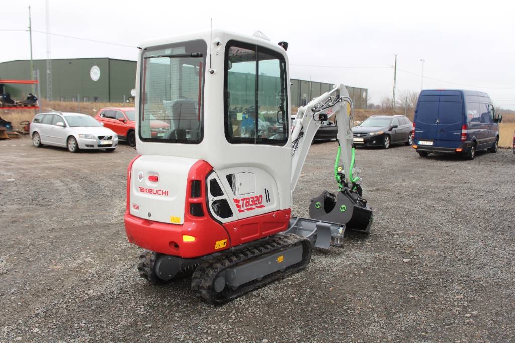 Takeuchi TB320