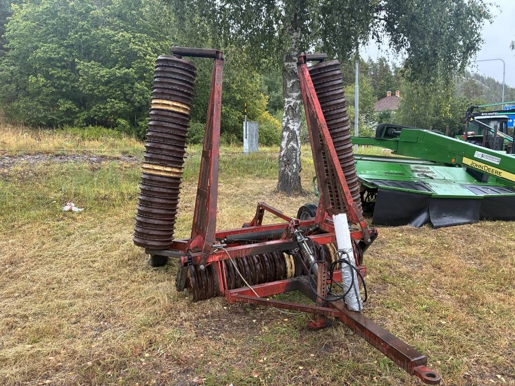 Rouleau agricole Väderstad HV 6 — occasion