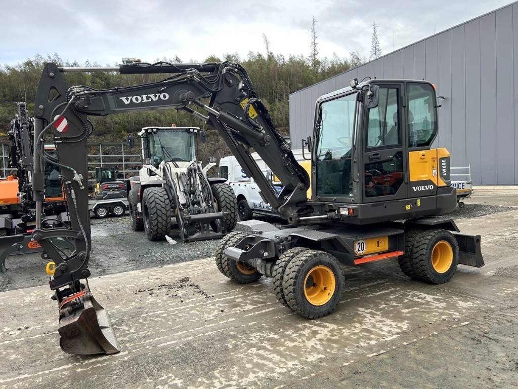Pelle sur pneus Volvo EW 60 E — occasion 2021, 1 625 h