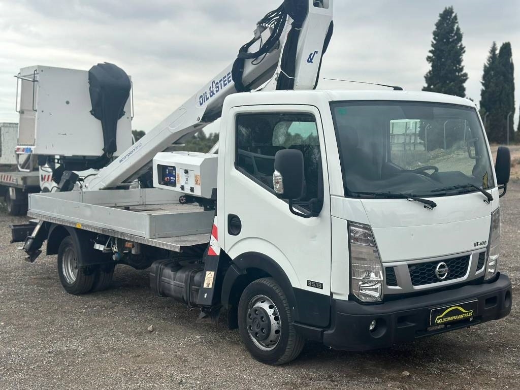 Nissan CABSTAR NT 400