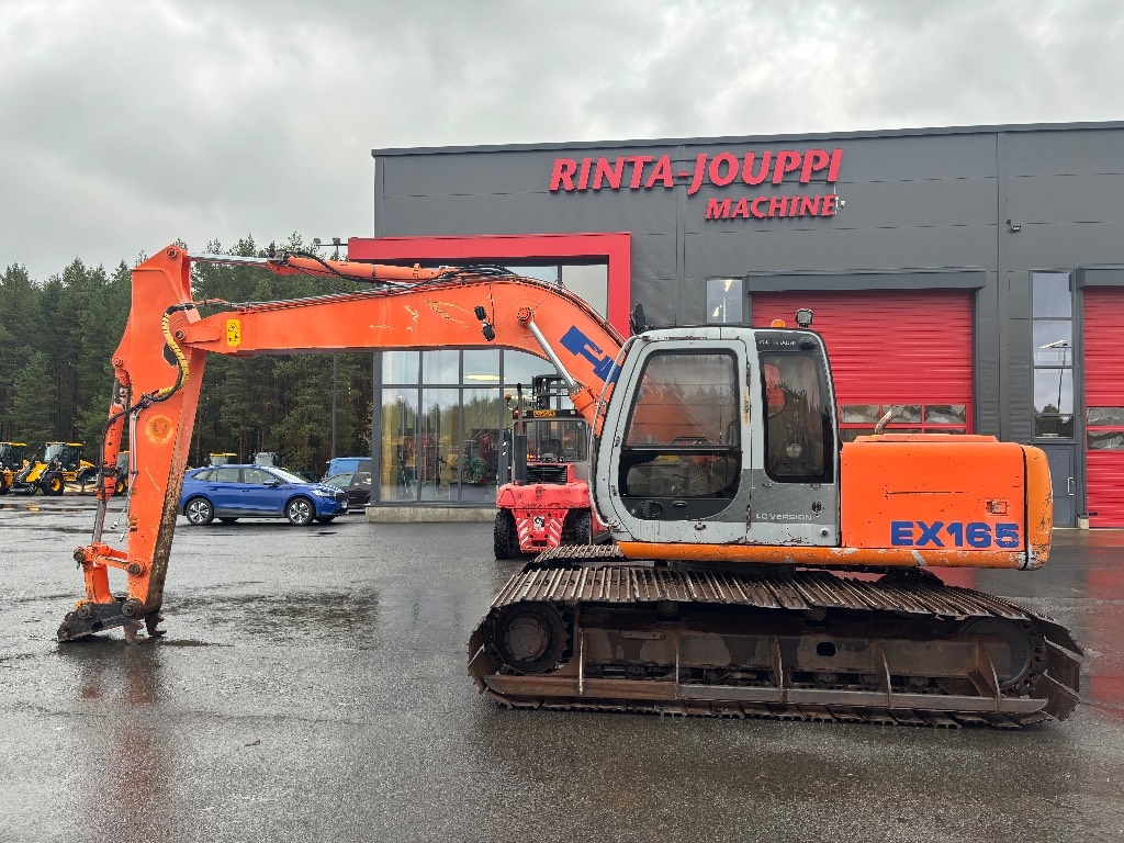 Fiat-Hitachi EX 165 / Plati važiuoklė, pasidaryk pats!