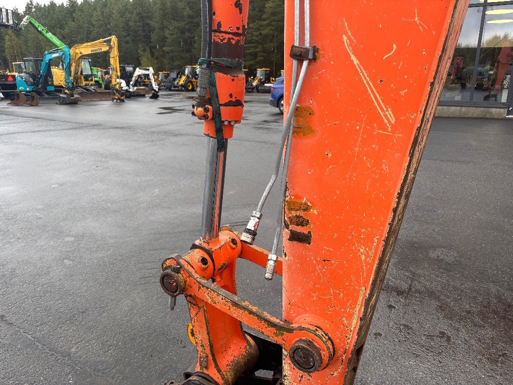 Fiat-Hitachi EX 165 / Широке шасі, Зроби сам! kuva 7