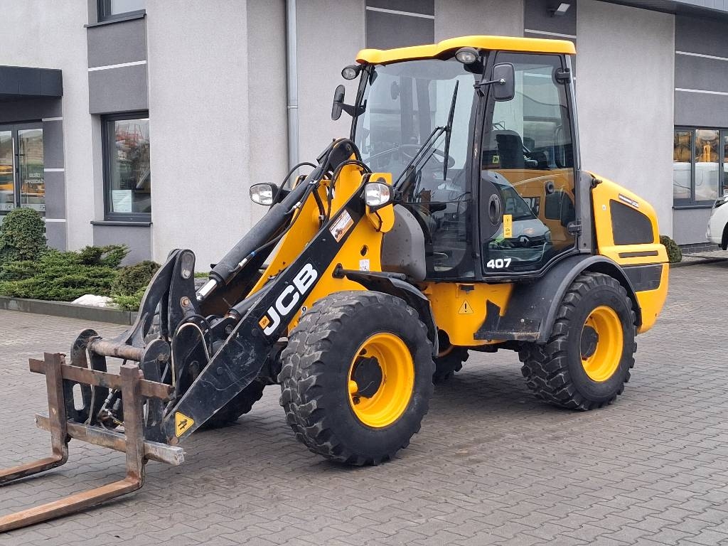 JCB 407