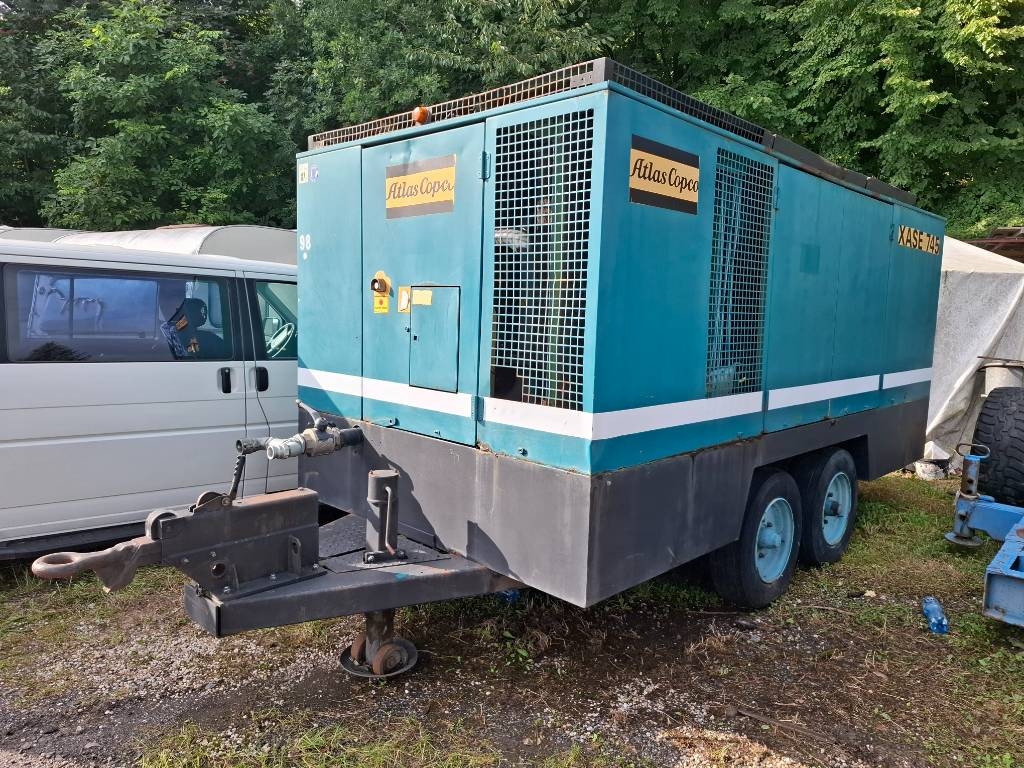Compresseur Atlas Copco XASE 745 — occasion 1998, 8 832 h