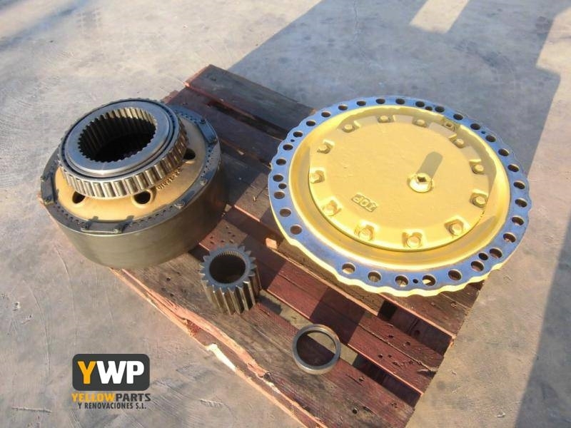 Komatsu WA 600-3 Reduction