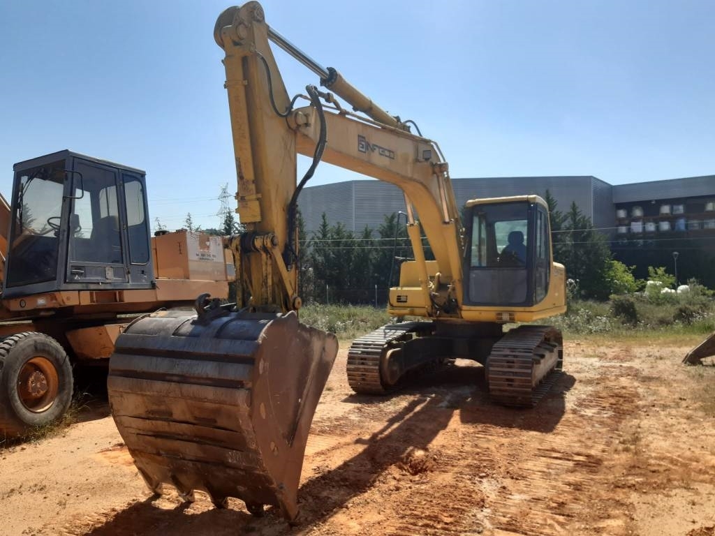 Komatsu PC200EN-6K