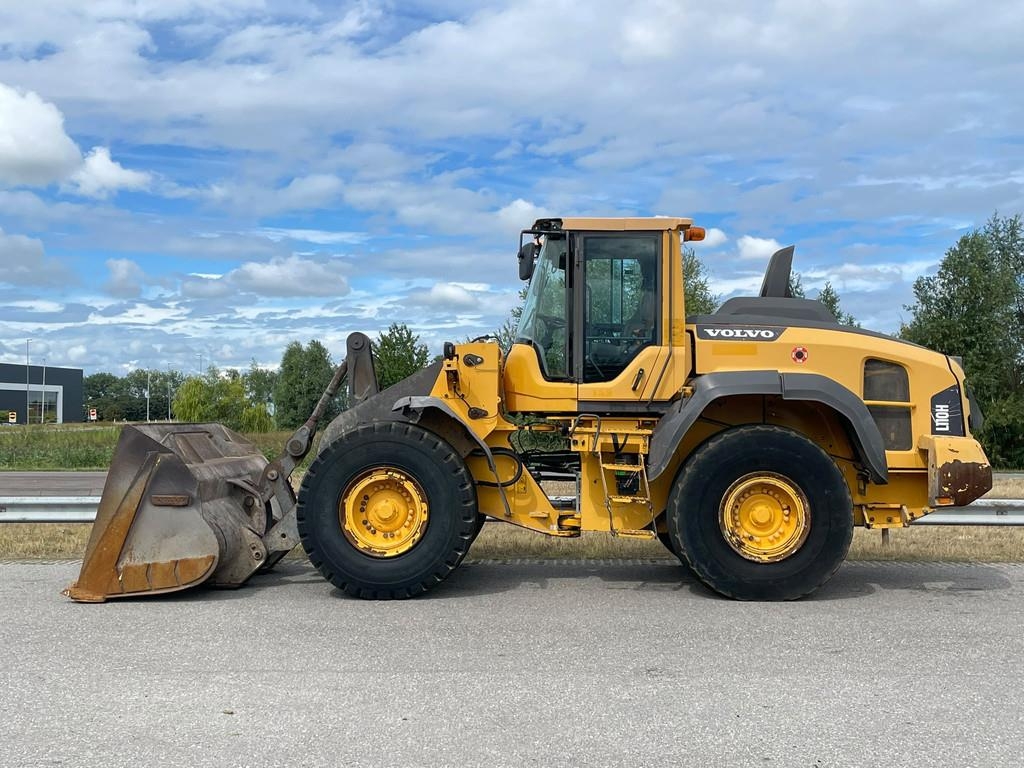 Chargeuse sur pneus Volvo L110H — occasion 2015, 16 620 h