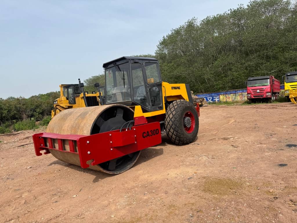 Dynapac CA30D