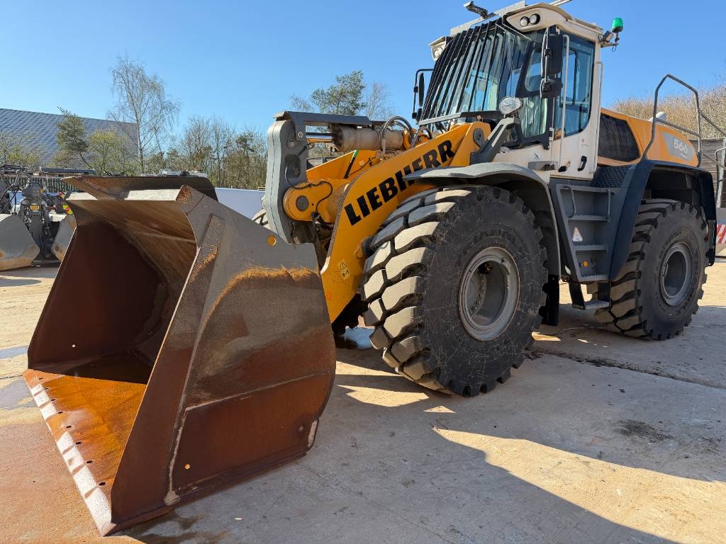 Liebherr L 566