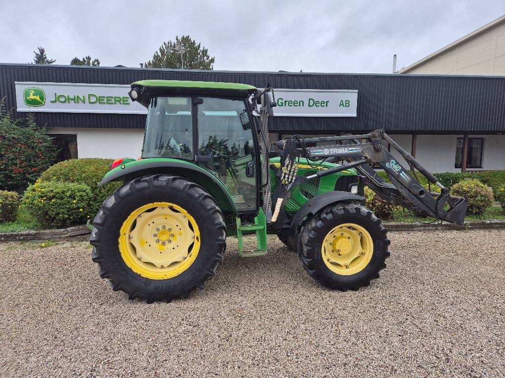 Tracteur agricole John Deere 5820 — occasion 2004, 6 732 h