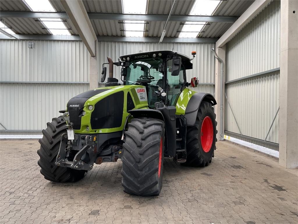 CLAAS Axion 960