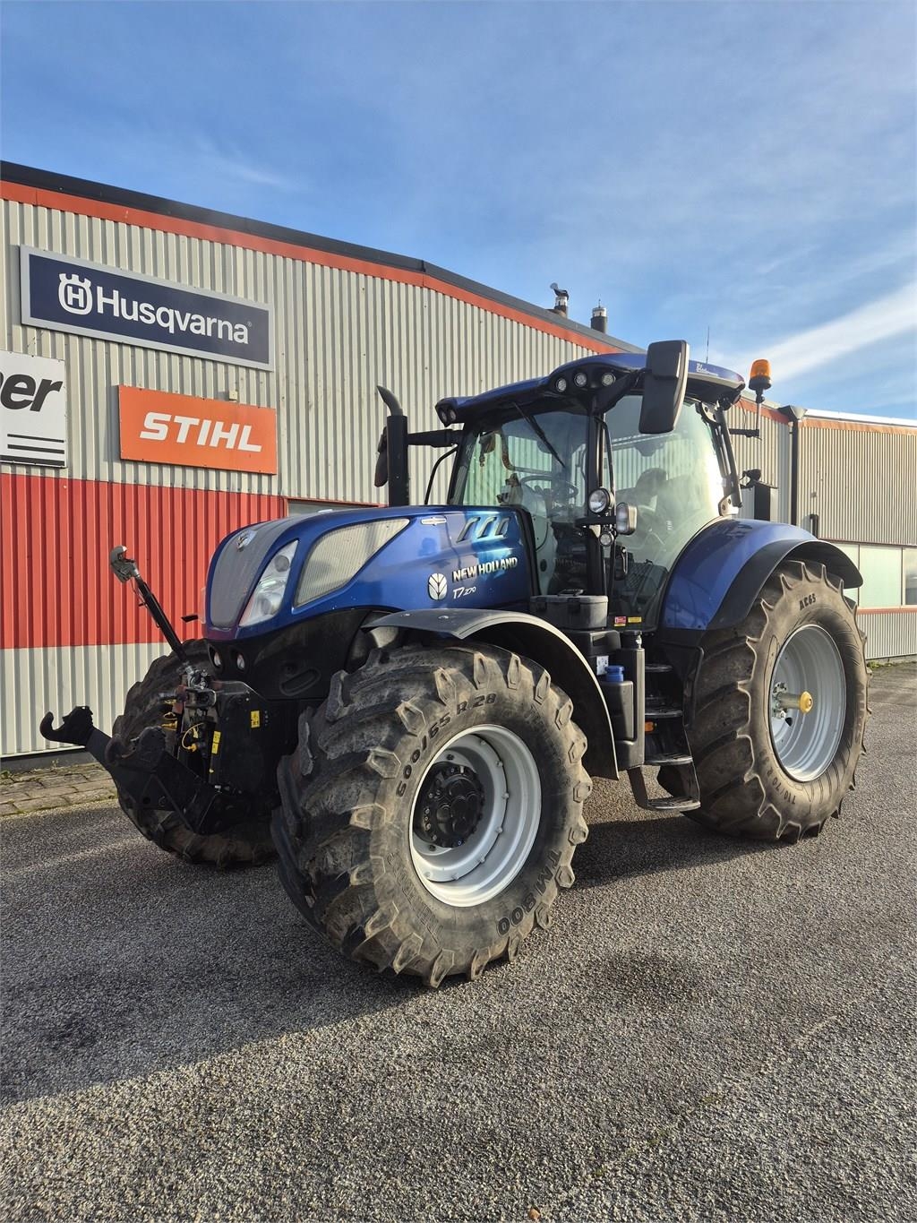 New Holland T 7.270 AC